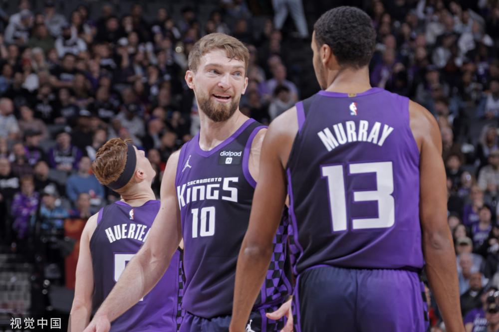 亚尔之间的 亚尔之间的